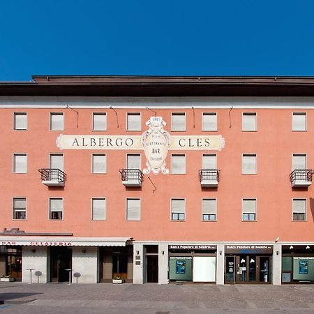 Hotel Cles Εξωτερικό φωτογραφία