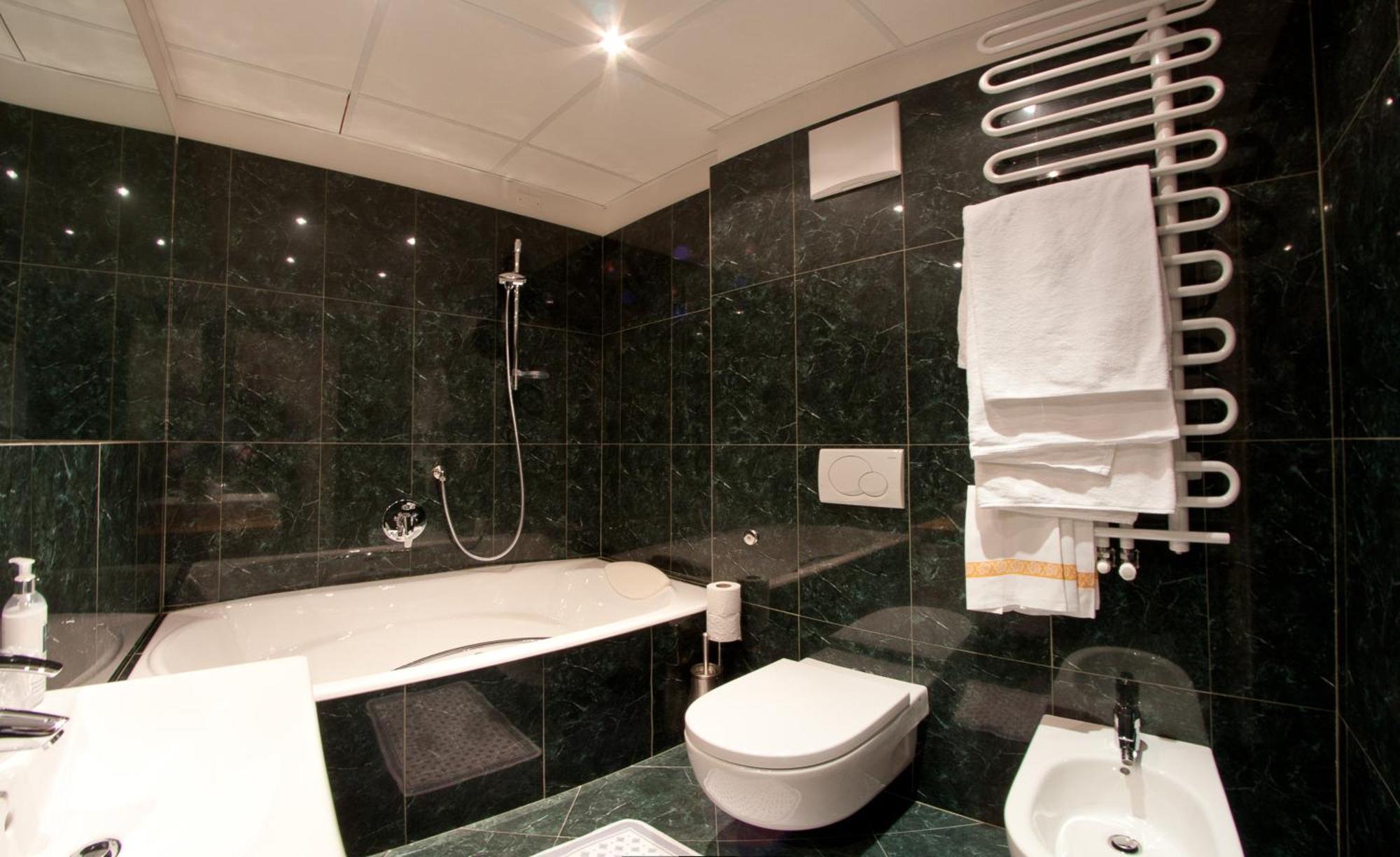 Hotel Cles Δωμάτιο φωτογραφία